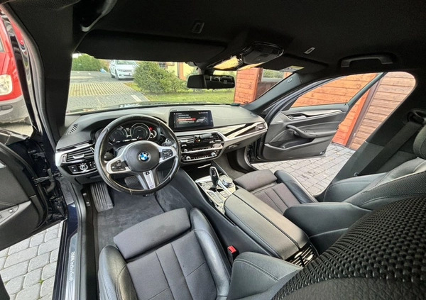 BMW Seria 5 cena 129150 przebieg: 122000, rok produkcji 2018 z Kisielice małe 742